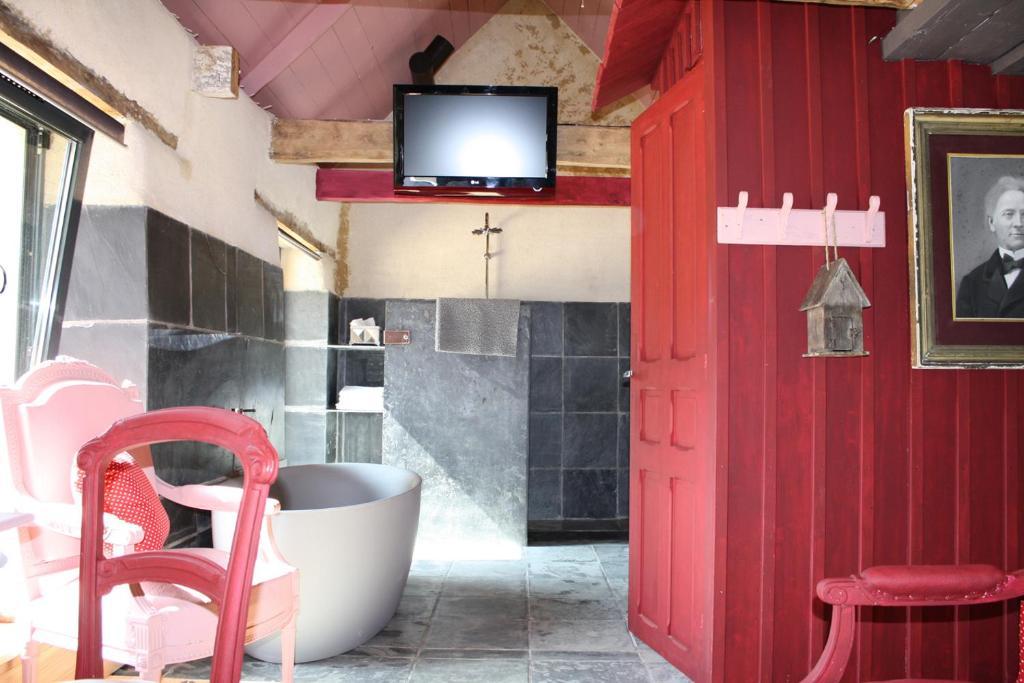 La Maison Des Lamour Hotell Plélo Rum bild